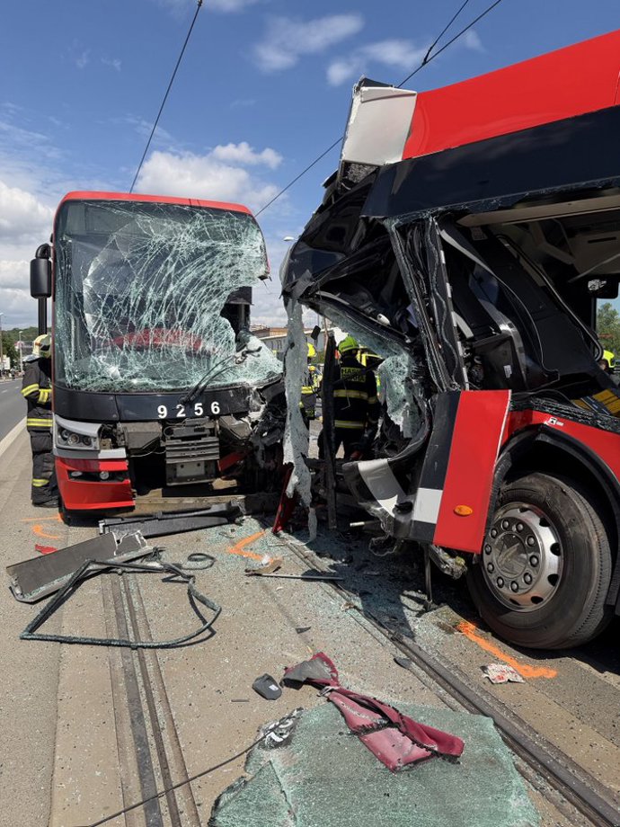FOTO: Dopravní nehoda v Praze.