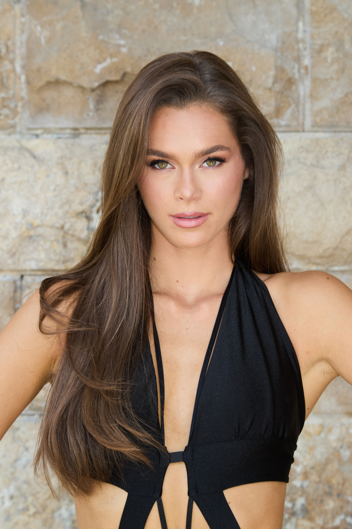 FOTO: Finalistky Miss Czech republic v plavkách. – stránka 11