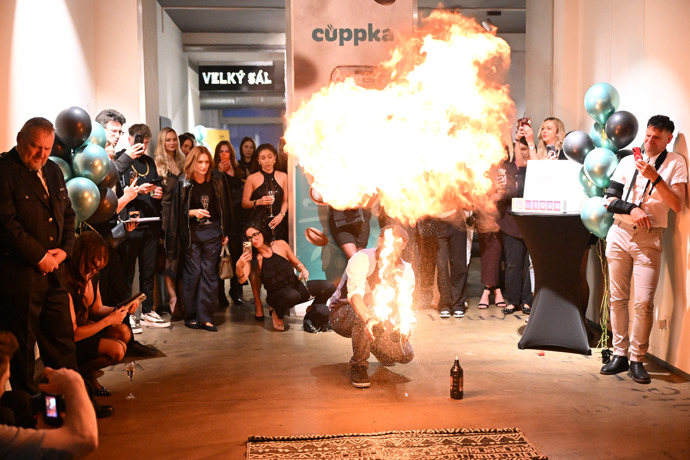 FOTO: Na Cuppka Launch Party byla pořádná show. – stránka 16