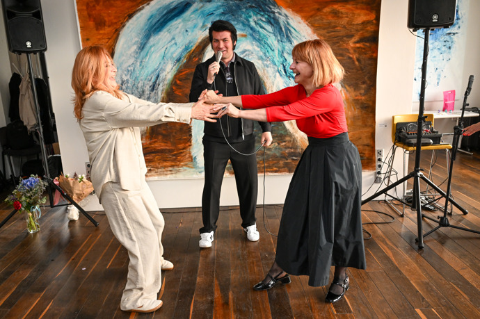 FOTO: Yvone Baalbaki a Simona Stašová si zatancovaly. – stránka 19