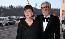 Nekorunovaný prezident českých filmařů Jiří Bartoška se svou krásnou manželkou Andreou.