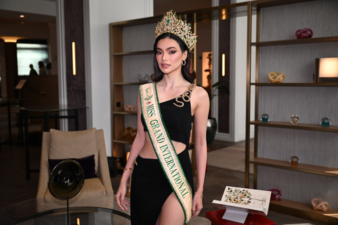 FOTO: Vítězka Miss Grand International 2025 Emma Mary Tiglao. – stránka 10