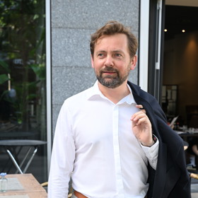 Petr Lněnička na premiéře filmu Pět švestek.