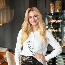 Finalistka Miss Eliška Kramná. 