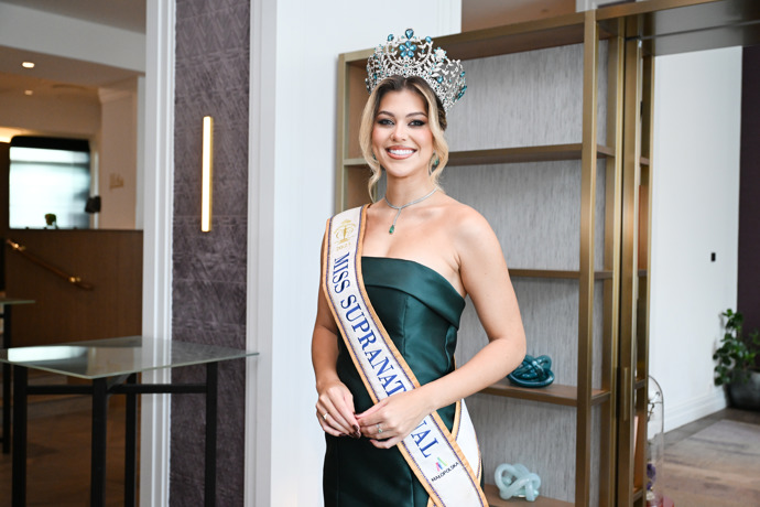 FOTO: Miss Supranational Eduarda Braum. – stránka 3