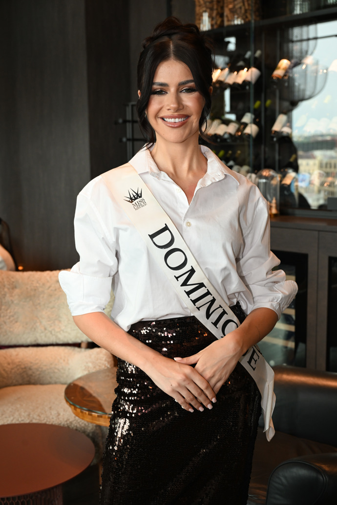 FOTO: Finalistka Miss Dominique Alagia. – stránka 47