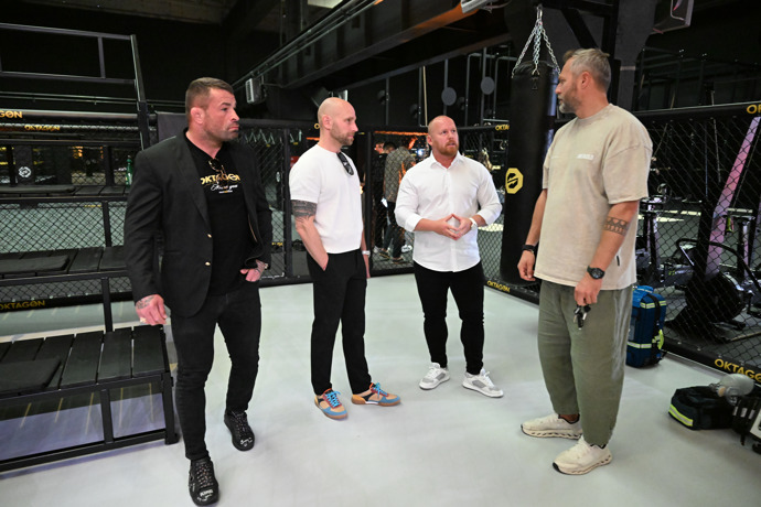 FOTO: Oktagon otevřel gym. – stránka 2