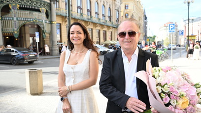 FOTO: Petr Janda dorazil s manželkou na oslavu narozenin Jiřiny Bohdalové.