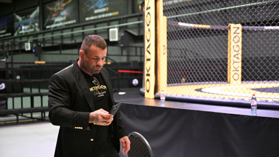 FOTO: Karlos Vémola v novém gymu.
