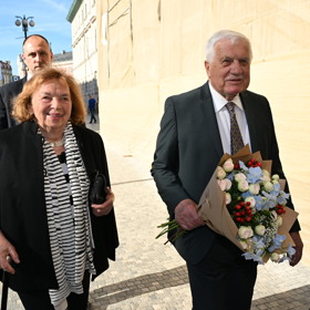Václav Klaus rovněž dorazil.