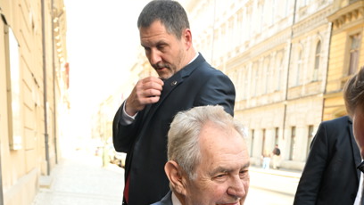 FOTO: Miloš Zeman se usmíval.