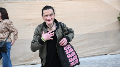 FOTO: Katka Bradáčová v centru Prahy.