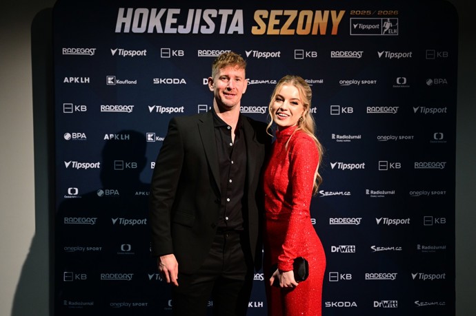FOTO: Červenka a Pecháčková poprvé ve společnosti. – stránka 1