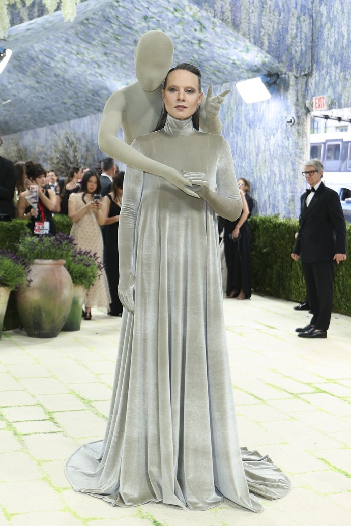 FOTO: Celebrity na Met Gala. Letošním tématem bylo „Móda je umění“. – stránka 14