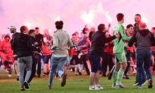 Tribuna Sever napadla Jakuba Surovčíka.
