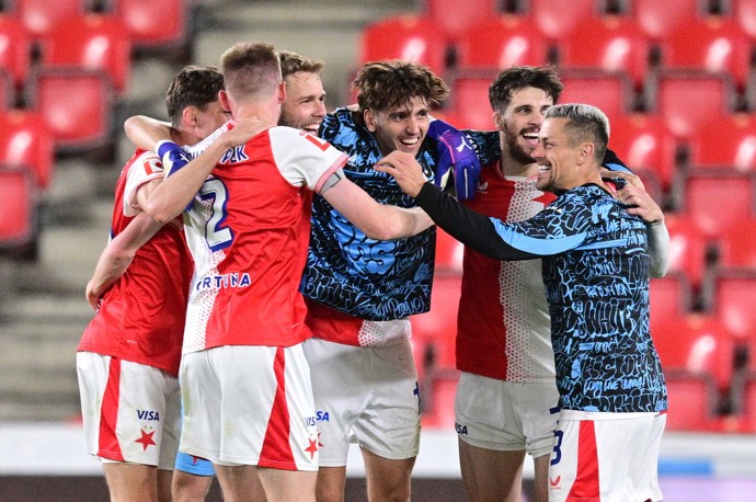 FOTO: Slavia získala titul. – stránka 2