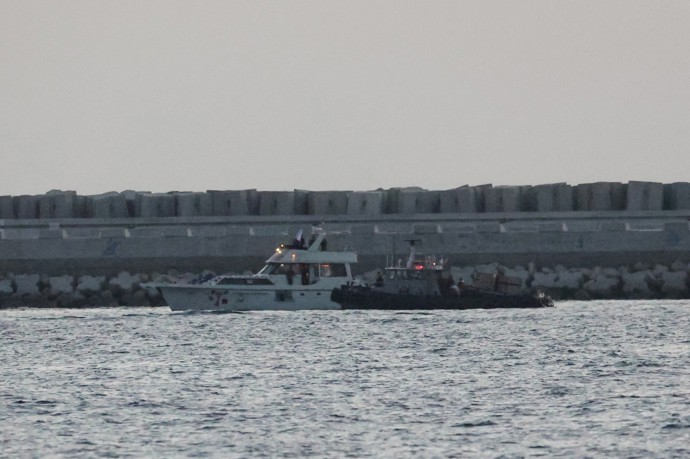 FOTO: Flotila s humanitární pomocí vyplula z tureckého přístavu Marmaris minulý týden. Na palubách lodí byli občané čtyř desítek zemí. – stránka 3