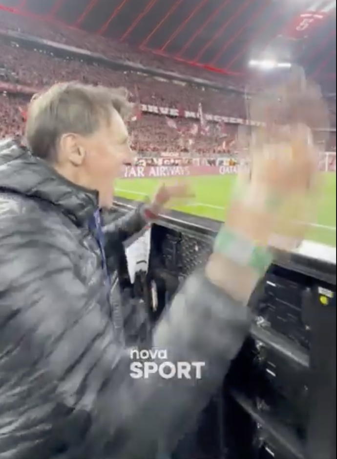 FOTO: Straka řval na rozhodčí. – stránka 8