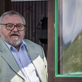 Jan Hraběta zemřel.