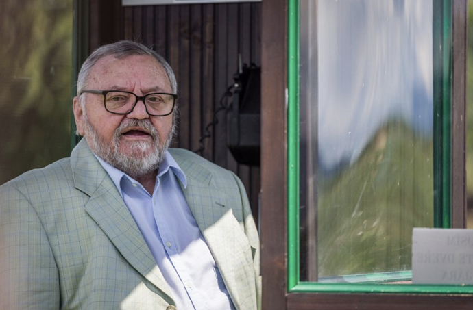 FOTO: Jan Hraběta zemřel. – stránka 3