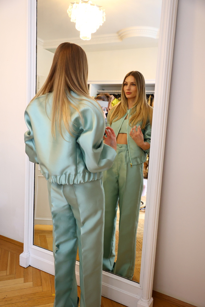 FOTO: Modelka Karolína Mališová. – stránka 1