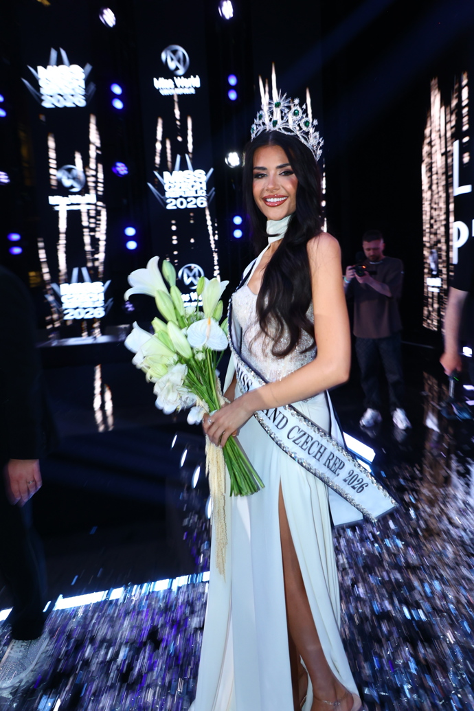 FOTO: Miss Grand Dominique Alagia. – stránka 19