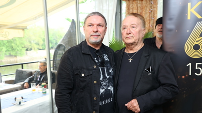 FOTO: Petr Kolář s Petrem Jandou na křtu jejich nového songu.