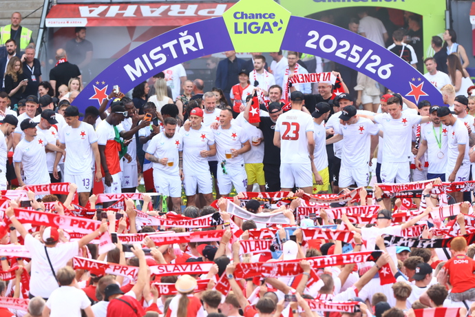 FOTO: Oslavy v pražkém Edenu. – stránka 19