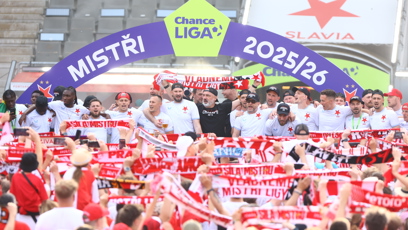 FOTO: Záplava červené a bílé.
