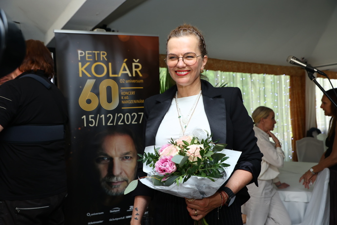FOTO: Marta Jandová přišla podpořit tatínka. – stránka 14