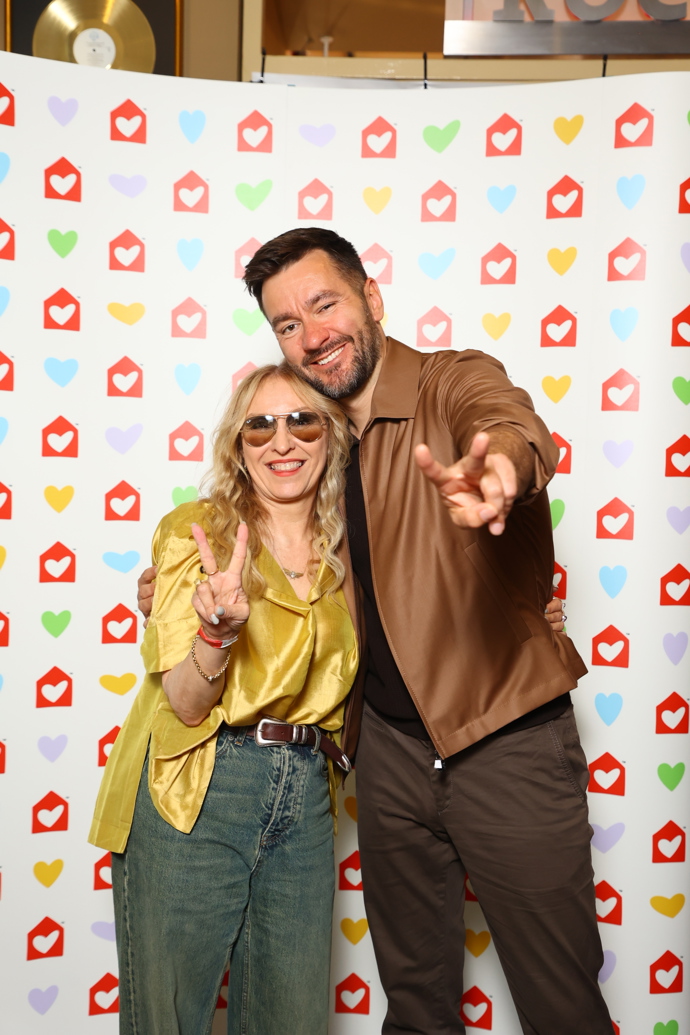 FOTO: Kateřina Žbirková a Marek Ztracený. – stránka 41