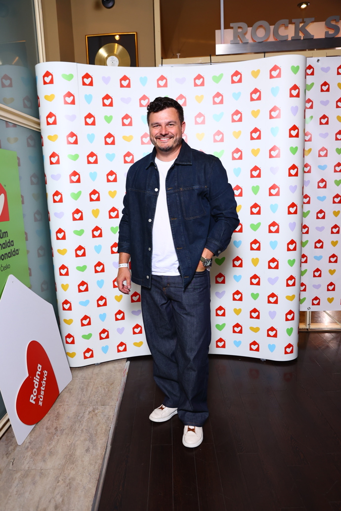 FOTO: Vítěz MasterChefa Roman Staša. – stránka 44