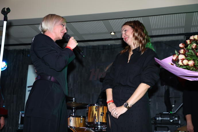 FOTO: Martina Pártlová a Veronika Arichteva stojí při sobě v dobrém i zlém. – stránka 3