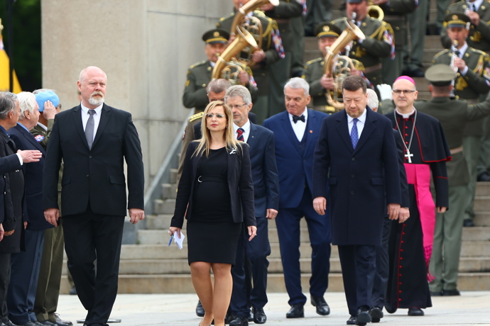 FOTO: Pokládání věnců na Vítkově. – stránka 17