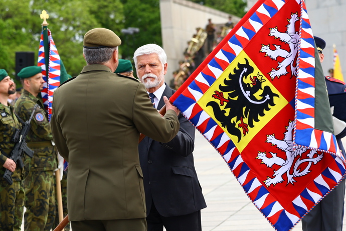 FOTO: Pokládání věnců na Vítkově. – stránka 10