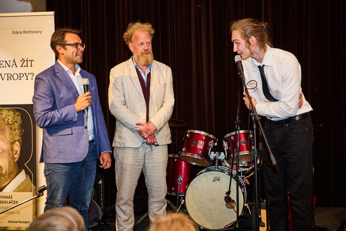 FOTO: Tomáš Sedláček, Michael Rozsypal a Sedláčkův syn Kryštof. – stránka 2