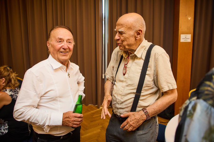 FOTO: Petr Janda a Ivan Mládek na křtu knihy George Suchánka.