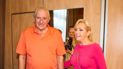 FOTO: Helena Vondráčková s partnerem.