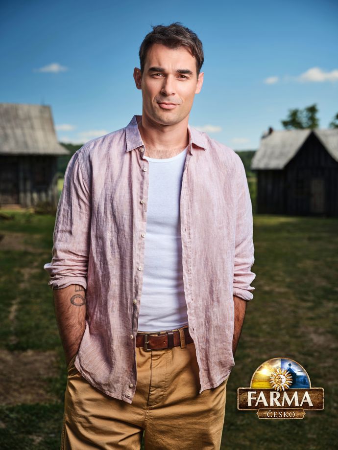FOTO: Adam Vacula míří do show Farma Česko.
