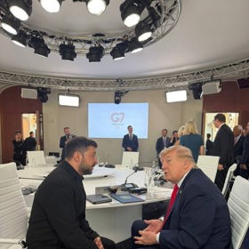 Volodymyr Zelenskyj jednal v úterý s Donaldem Trumpem.