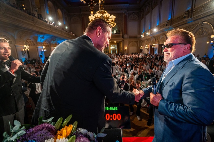 FOTO: Arnold Schwarzenegger – stránka 9
