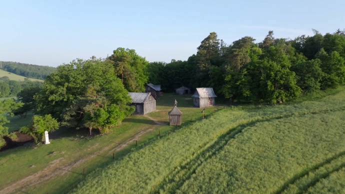 FOTO: Tady budou farmáři žít a pracovat. – stránka 34