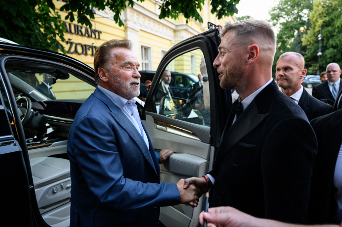 FOTO: Arnold Schwarzenegger – stránka 2