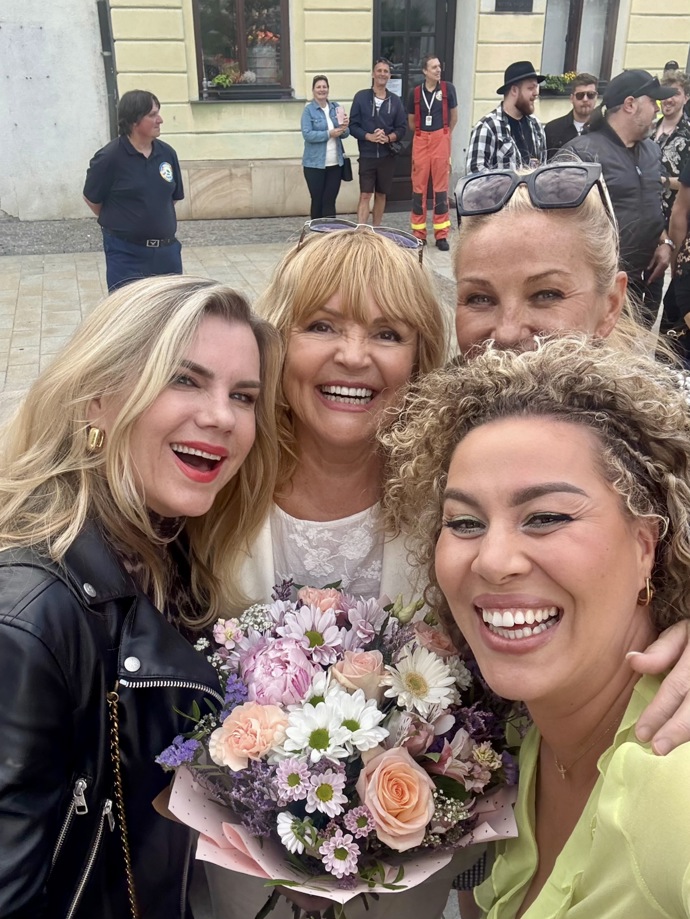 FOTO: Zuzana Gamboa na Letní tenisové akademii. – stránka 10