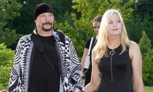 Bohuš dává Lucii mnoho cenných rad ze světa showbyznysu. 