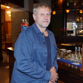 Igor Chmela rozhodně nepatří mezi typické celebrity.