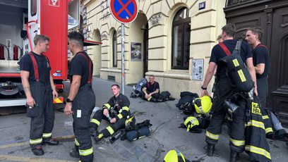 FOTO: Požár hotelu v Hybernské ulici.