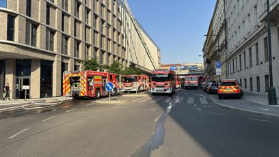 FOTO: Požár hotelu v Hybernské ulici.