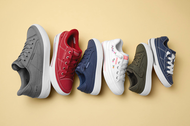 Komfort je nový dress code: Čtyři modely Skechers pro jaro v pohybu