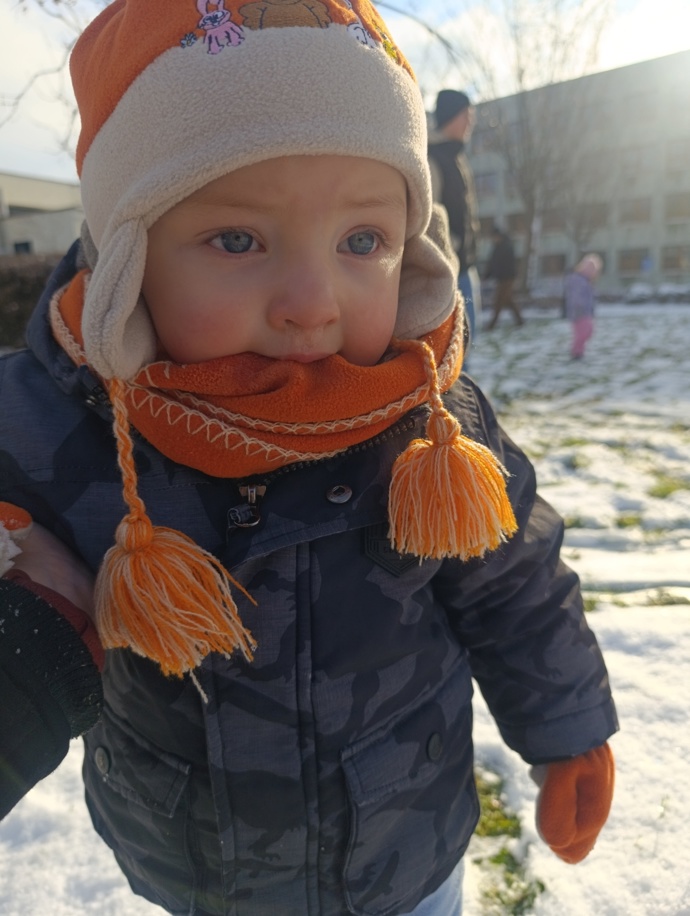 FOTO: Kristiánek vdechnul hrušku a následně upadl do kómatu. – stránka 14
